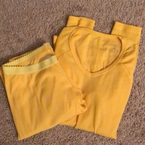 Patagonia base layer pans/top